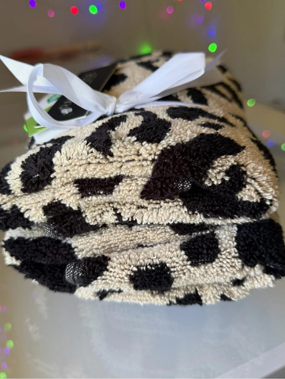 Rachel Zoe Leopard Cheetah Print 100% Cotton Hand Towels Set of 2 Bathroom Decor